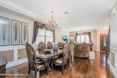 1352 Forest Hill Rd, Staten Island, NY 10314 - photo 5
