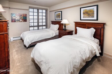 park_plaza_511_bed_1