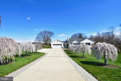 6050 Elmer Derr Rd, Frederick, MD 21703 - photo 2