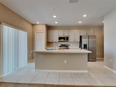 1226 Salisbury Dr, Winter Haven, FL 33881 - photo 4