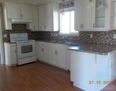 22860 Latigo Ct, Bend, OR 97701 - photo 5