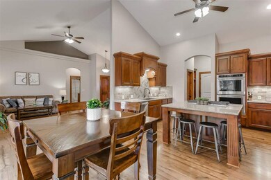 220 S Crocker Ct, Colwich, KS 67030 - photo 7