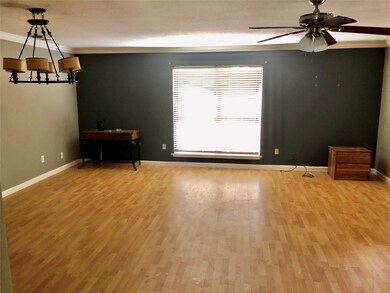 9713 Debbie Ln, Houston, TX 77038 - photo 7