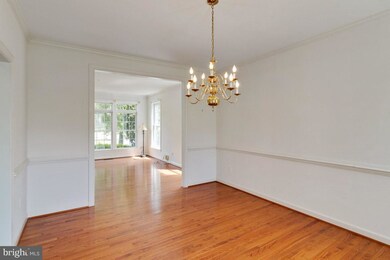 6300 Langdon Ln, Lanham, MD 20706 - photo 7