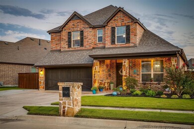 Craftsman house with a front yard