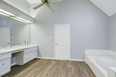 7403 Manor Bridge Ct, Houston, TX 77095 - photo 6