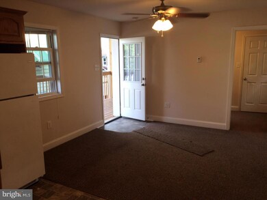 7 Walnut St unit 3, Pottstown, PA 19464 - photo 7