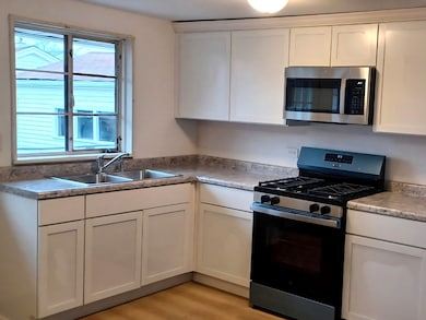 4308 W 87th Place, Hometown, IL 60456 - photo 5