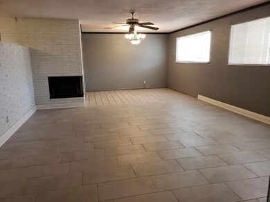 607 Madison Ave, Alamogordo, NM 88310 - photo 7