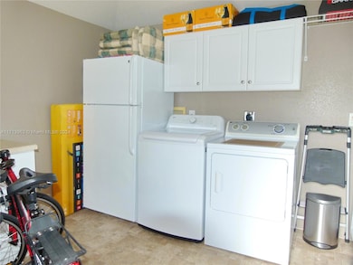 537 SW 40th Cove, Okeechobee, FL 34974 - photo 6