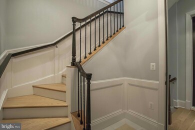 2009 Columbia Rd NW unit 7, Washington, DC 20009 - photo 4