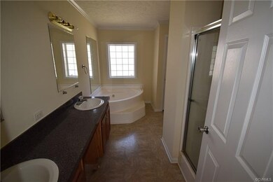 Master Bath - Double vanity, garden tub and shower