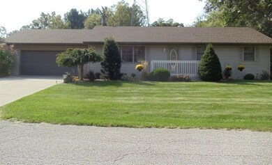 5334 W Regal Dr, La Porte, IN 46350 - photo 4