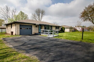 2131 Sims Dr, Columbus, IN 47203 - photo 3