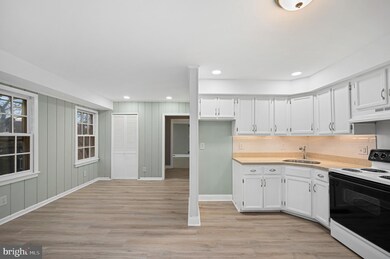 223 Kings Hwy E unit 3RD FLR, Haddonfield, NJ 08033 - photo 2