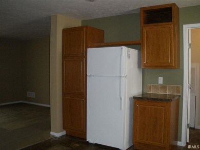 216 E Glendale St, Princeton, IN 47670 - photo 3