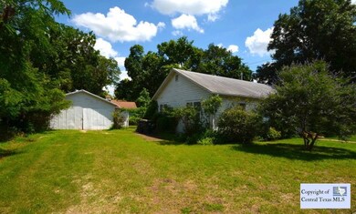 923 W Hopkins St, San Marcos, TX 78666 - photo 4