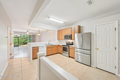 7508 Scarlet Ibis Ln, Jacksonville, FL 32256 - photo 3