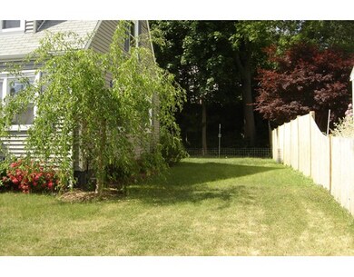 7 Buttaro Rd, Woburn, MA 01801 - photo 4