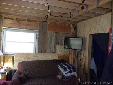 Living rm area