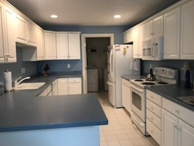 150 Fireside Ln unit 150, Holden, MA 01520 - photo 6