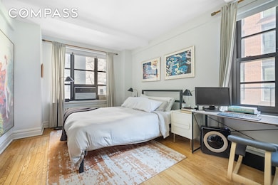 Gramercy House unit 4T, New York, NY 10010 - photo 6