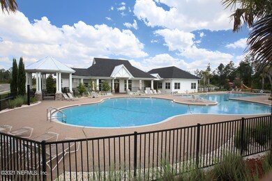 WinchesterRidge_Pool-Clubhouse