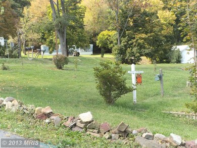 186 Carroll Ave, Keyser, WV 26726 - photo 3