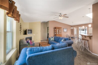 315 Oak St SW unit 49, Orting, WA 98360 - photo 2