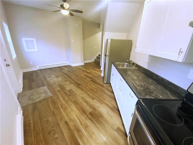 105 W Main St unit B, Pen Argyl, PA 18072 - photo 2