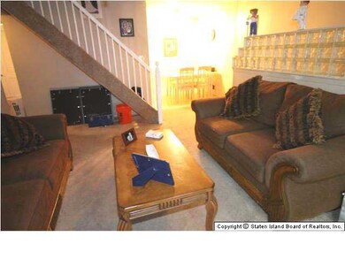 4189 Amboy Rd unit 2B, Staten Island, NY 10308 - photo 3