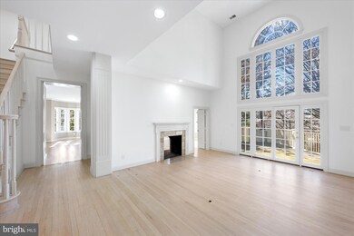 7902 Sandalfoot Dr, Potomac, MD 20854 - photo 6