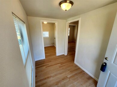 506 W Parnell St, Denison, TX 75020 - photo 4