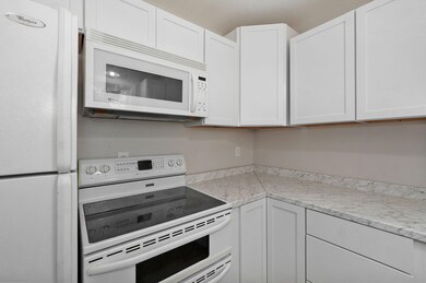 310 N Westport Ave-9