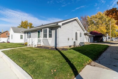 217 Zook St, Topeka, IN 46571 - photo 2