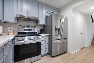 27114 Hidaway Ave unit 3, Canyon Country, CA 91351 - photo 6