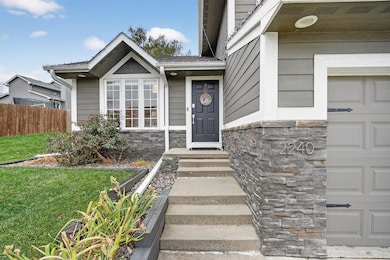 2240 NW 149th St, Clive, IA 50325 - photo 2