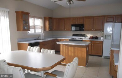 22 Black Pine Ln, Lumberton, NJ 08048 - photo 2