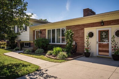 8704 Cottingham Way-04