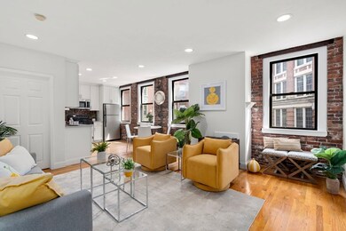13 Thacher St unit 2, Boston, MA 02113 - photo 4