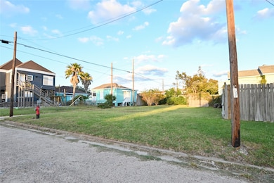 1314 42nd St, Galveston, TX 77550 - photo 4