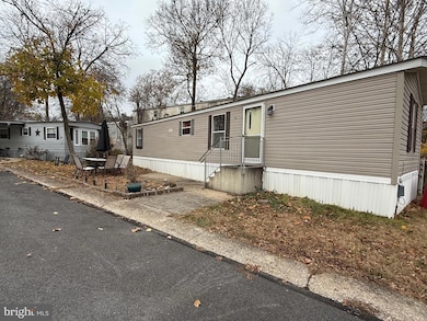 41 Terrace Dr, Phoenixville, PA 19460 - photo 3