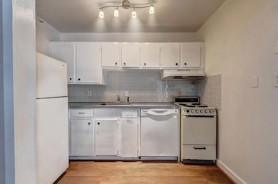 2322 Dunlavy St unit 6, Houston, TX 77006 - photo 2