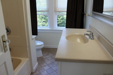 4 Michigan Ave, Rensselaer, NY 12144 - photo 6