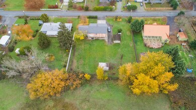 Southern Oregon Home - Country