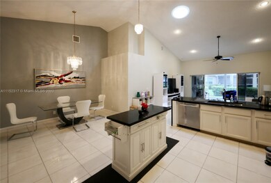 Open Kitchen