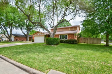 8402 Sorrel Dr, Houston, TX 77064 - photo 2