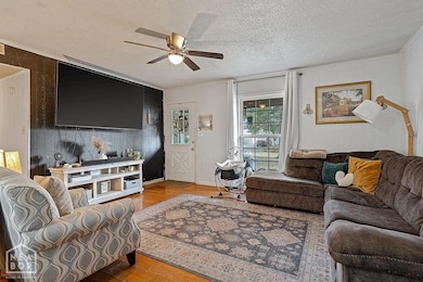 1205 3rd St, Trumann, AR 72472 - photo 4