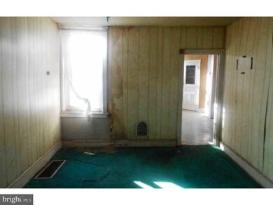 922 Kimber St, Camden, NJ 08102 - photo 4
