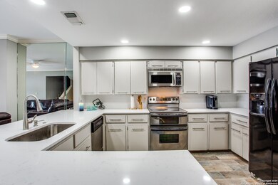 525 Horseshoe Bay Blvd N, Horseshoe Bay, TX 78657 - photo 6